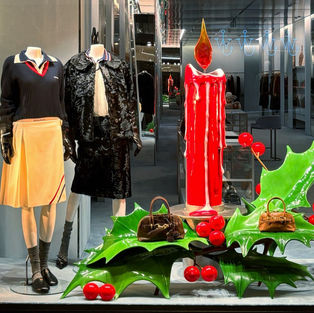 Miu Miu Christmas Window Display Installation, Milan Italy.