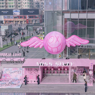 Miss Sixty x Andre Saraiva Collaboration Pop-Up Installation, Chengdu IFS Monument Square China.