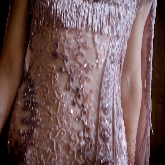 GIF_SQUARE _ look _ (9x16) - edit - (16x9) - (1x1)_1.gif