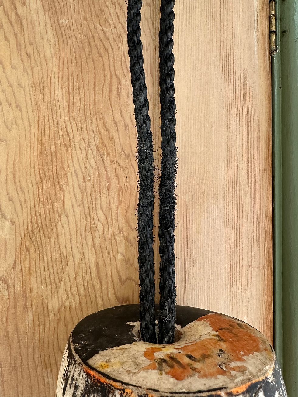 Thumbnail: Decorative Fender