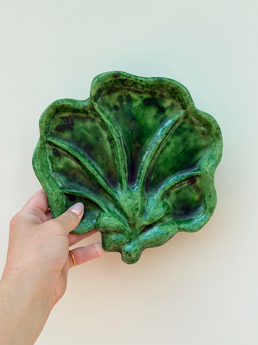 Thumbnail: Vintage Lucky Clover Plates
