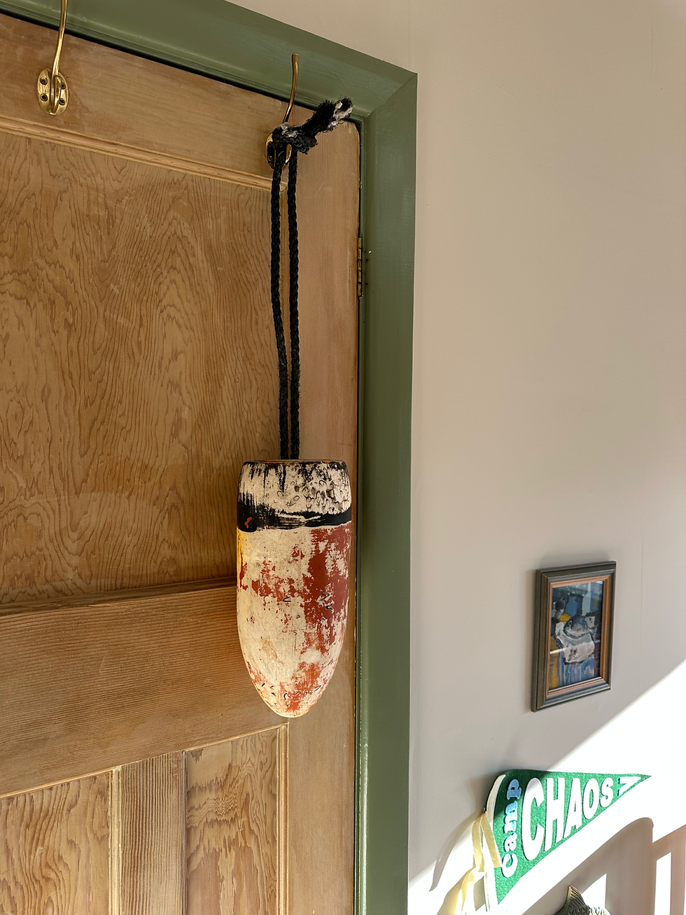 Thumbnail: Decorative Fender