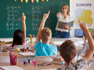 criancas-na-sala-de-aula