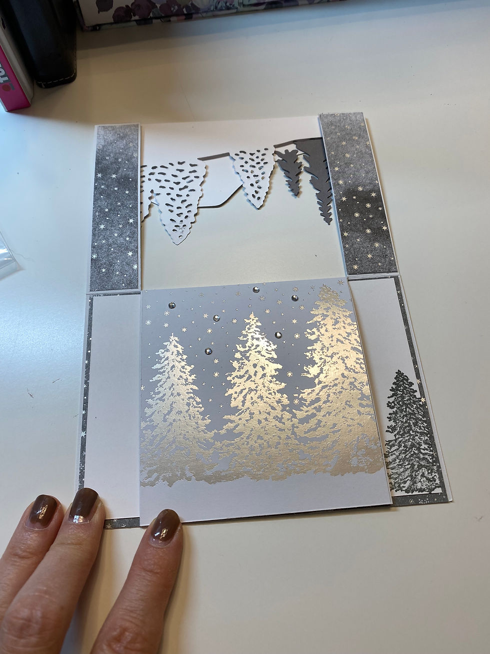 Miniaturbild: Haus im Wald - Winter- silber