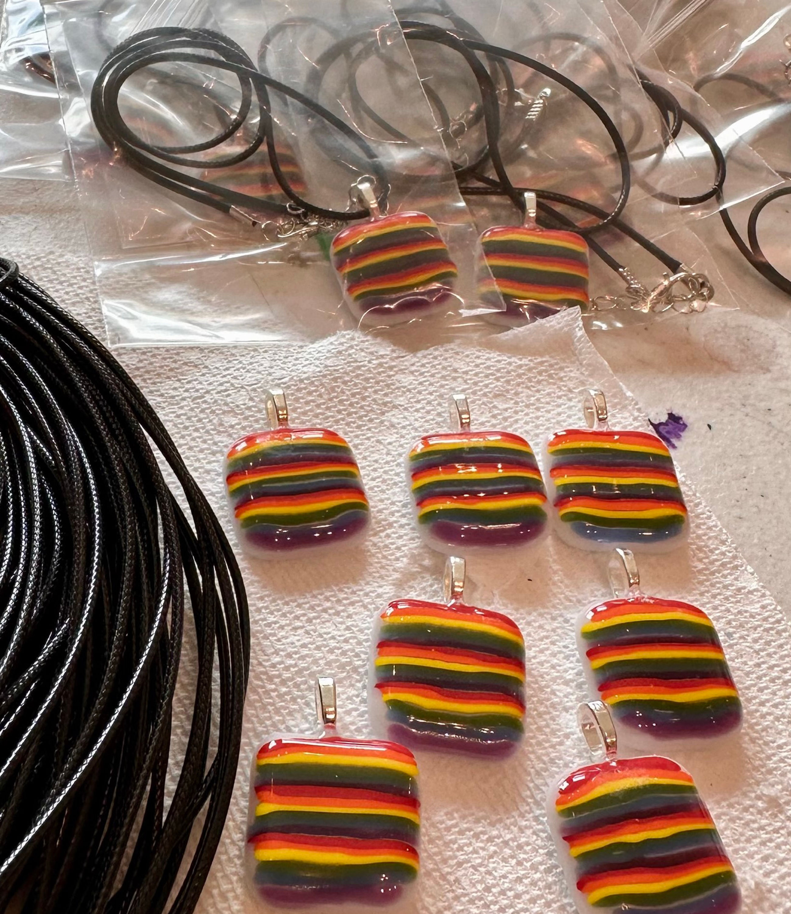 Small pride pendant 