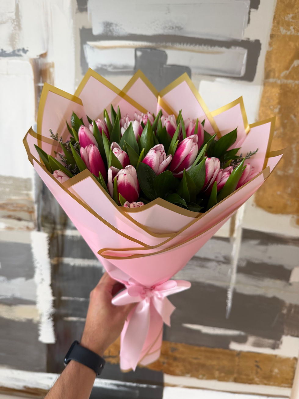 Thumbnail: Bouquet of 20 tulips
