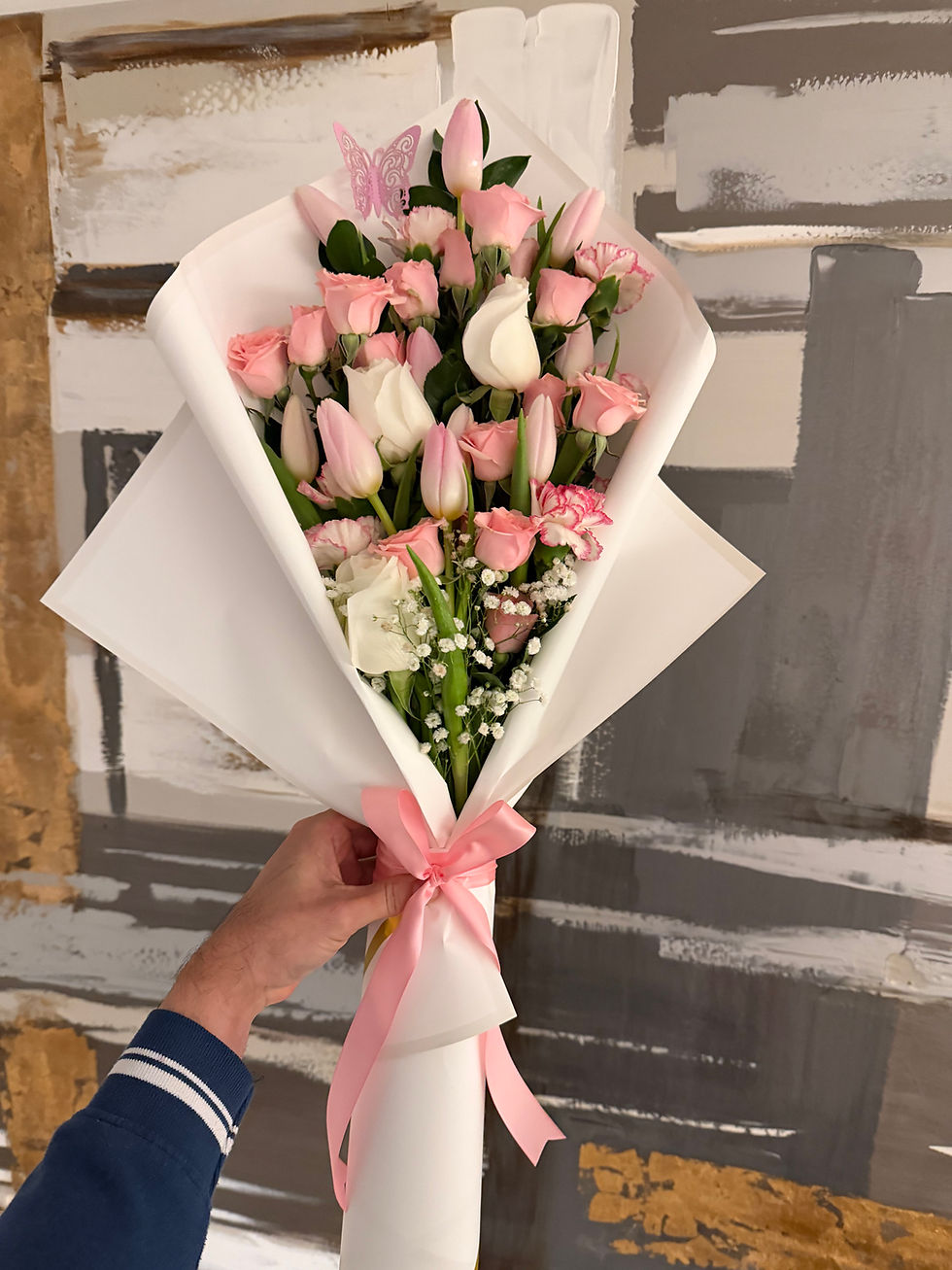 Thumbnail: Bouquet in pastel flowers