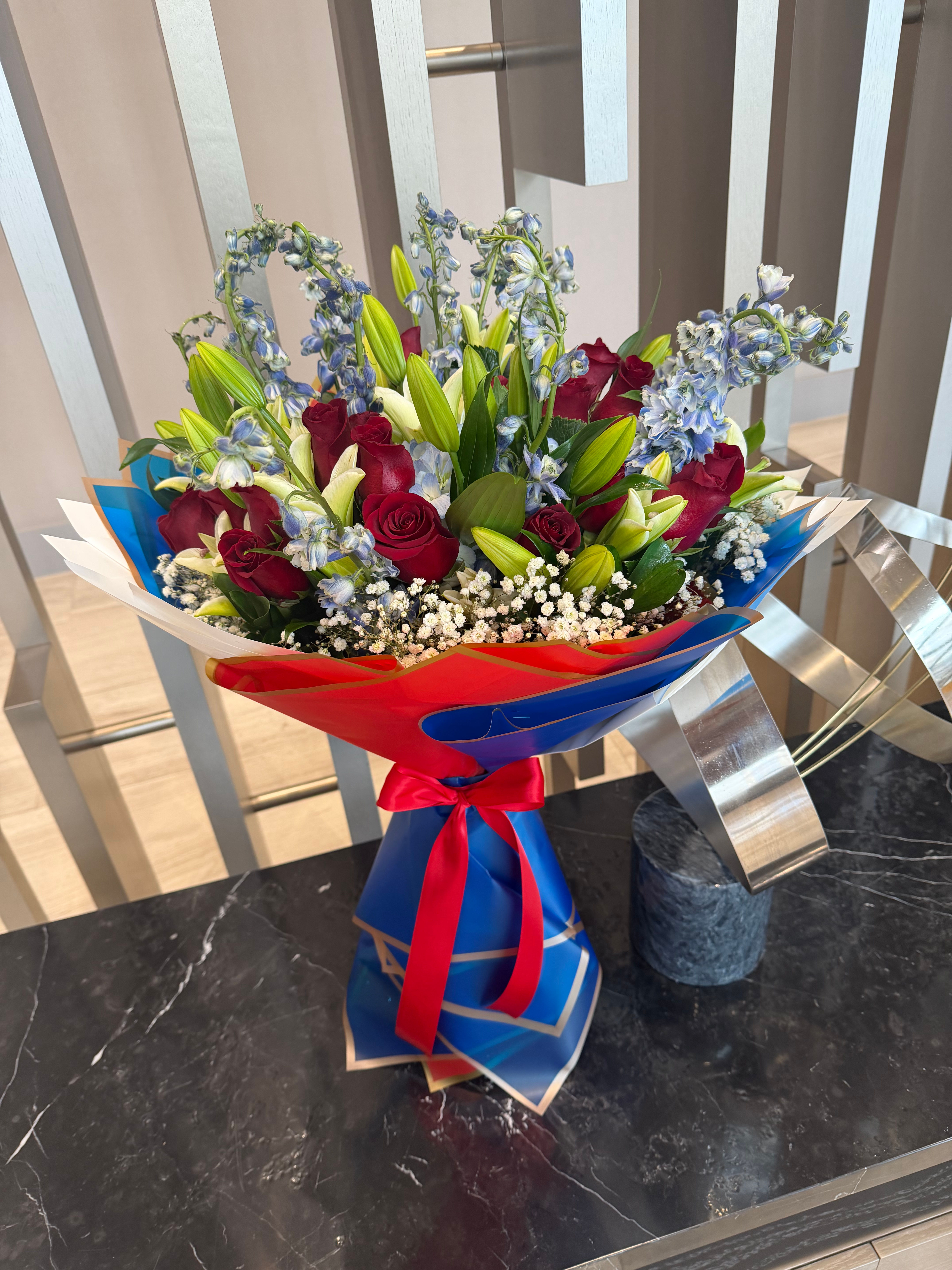 Luxury Patriotic Colors Bouquet