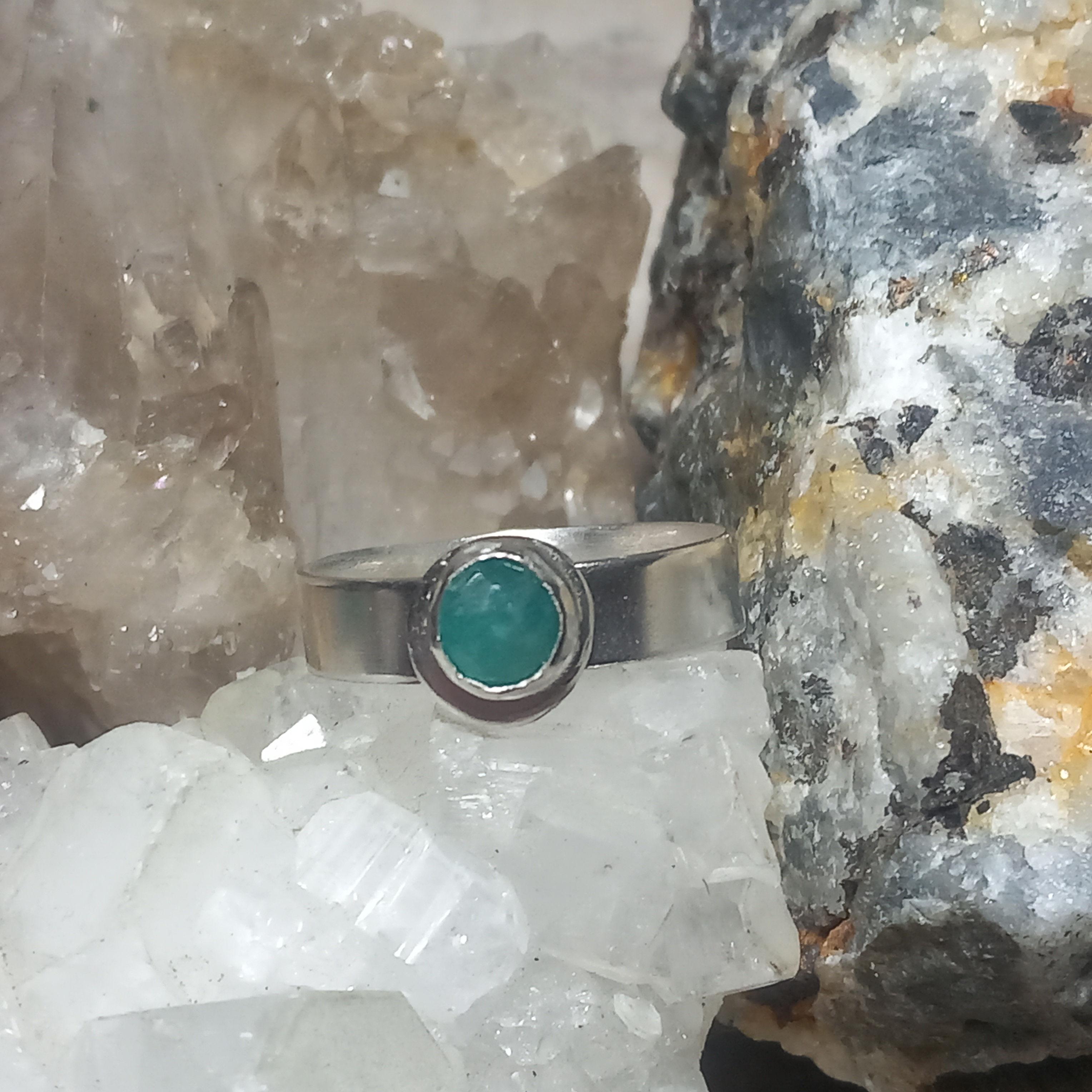 Green kyanite size R uk sterling silver