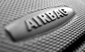 Montadora é condenada ao pagamento de indenização de R$ 100 mil por dano permanente causado por airb