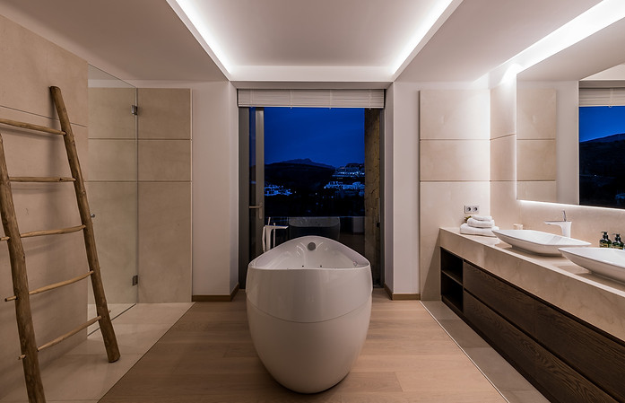 Vip bathroom Luxury villa los Flamingos