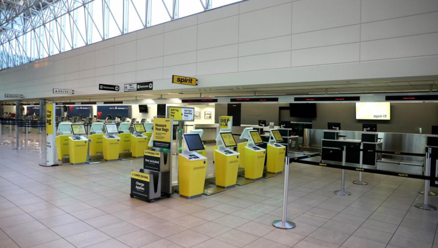Is it Cheaper to Pay for Checked Bags Online by Spirit Airlines?