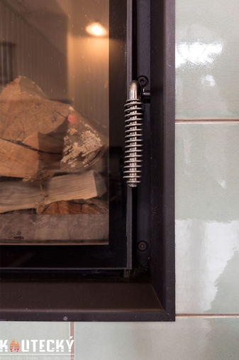 Detail madla krbové vložky, - realizace kamnářství koutecký 