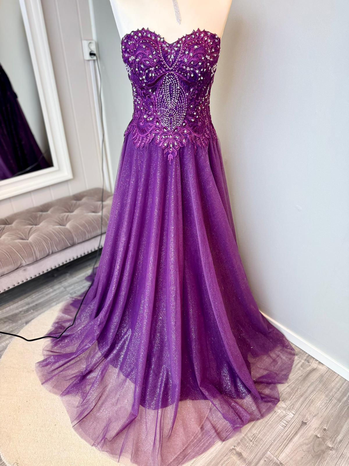 Kris Norway Ballkjole Kamala Eggplant