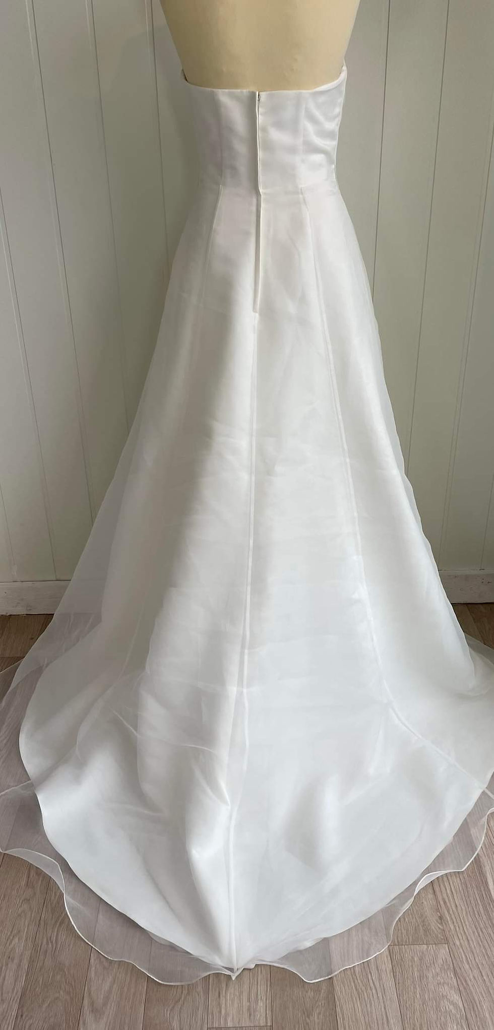 Miniatyrbilde: Brudekjole Lady Bird