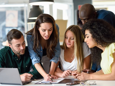 Etapas y roles de las reuniones