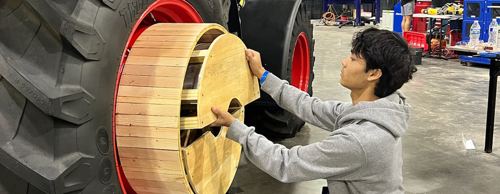 Make48 teams at SkillsUSA with Fendt and Fastenal