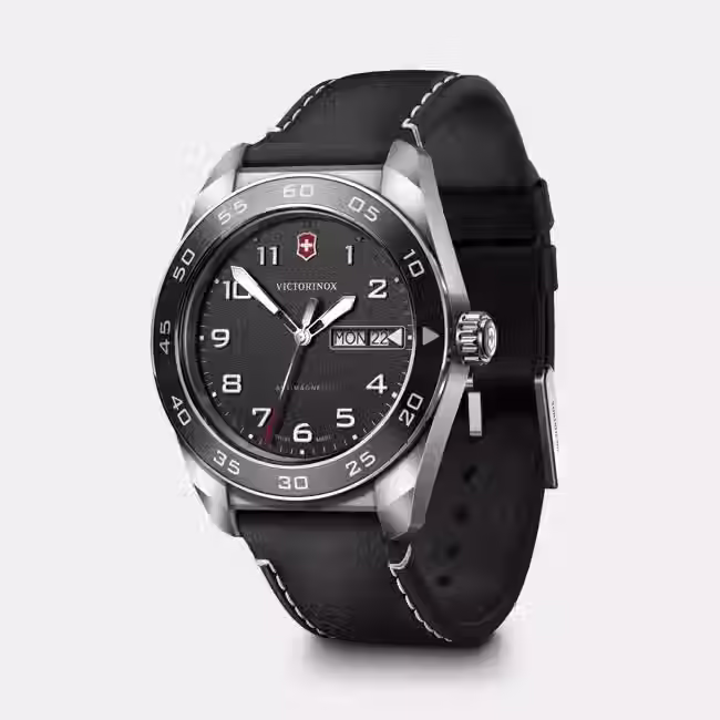 Miniature : Swiss Army Quartz Leather Black