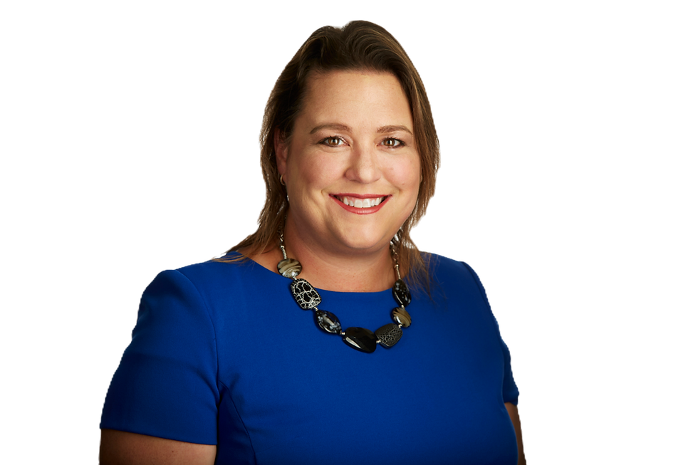 01 Amanda Van Soelen- head shot_edited.png