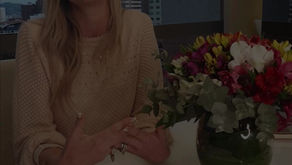 Amo estar perto de flores naturais