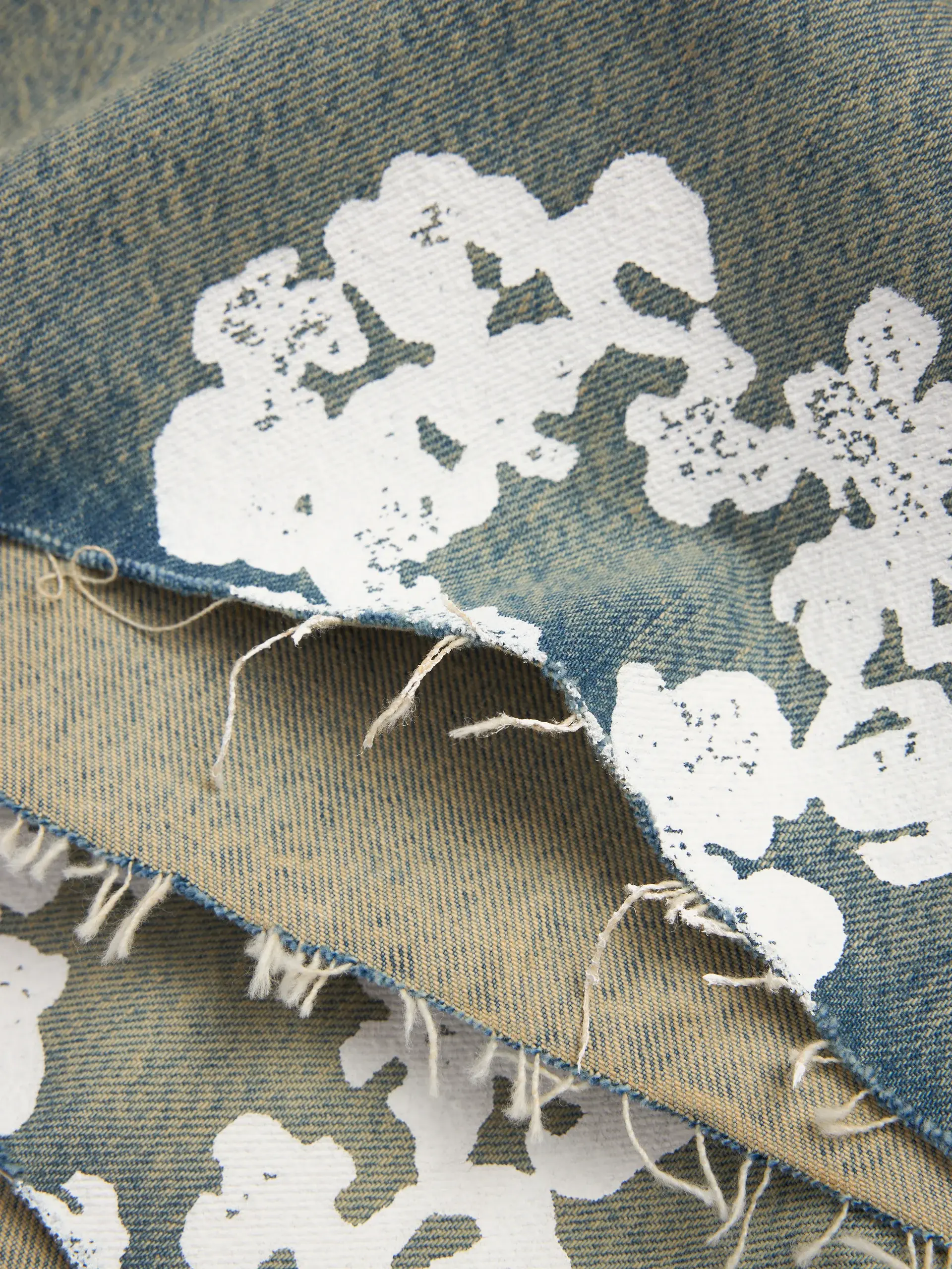 WREATH DENIM SHORT
