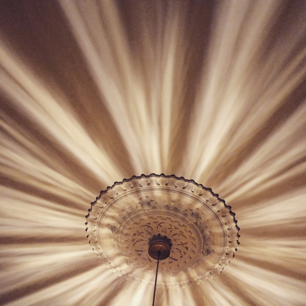 Overhead lighting effect