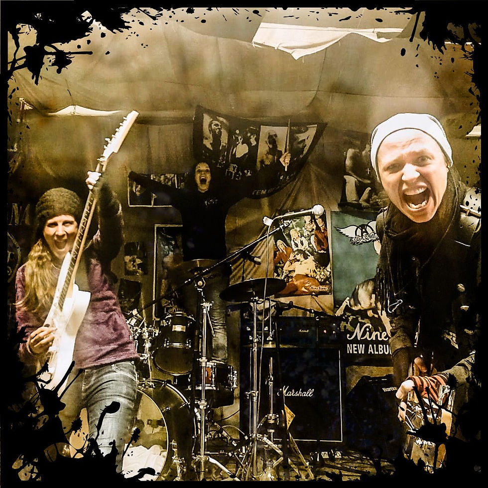 Lucyeband