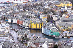 Alesund vom Berg Aksla