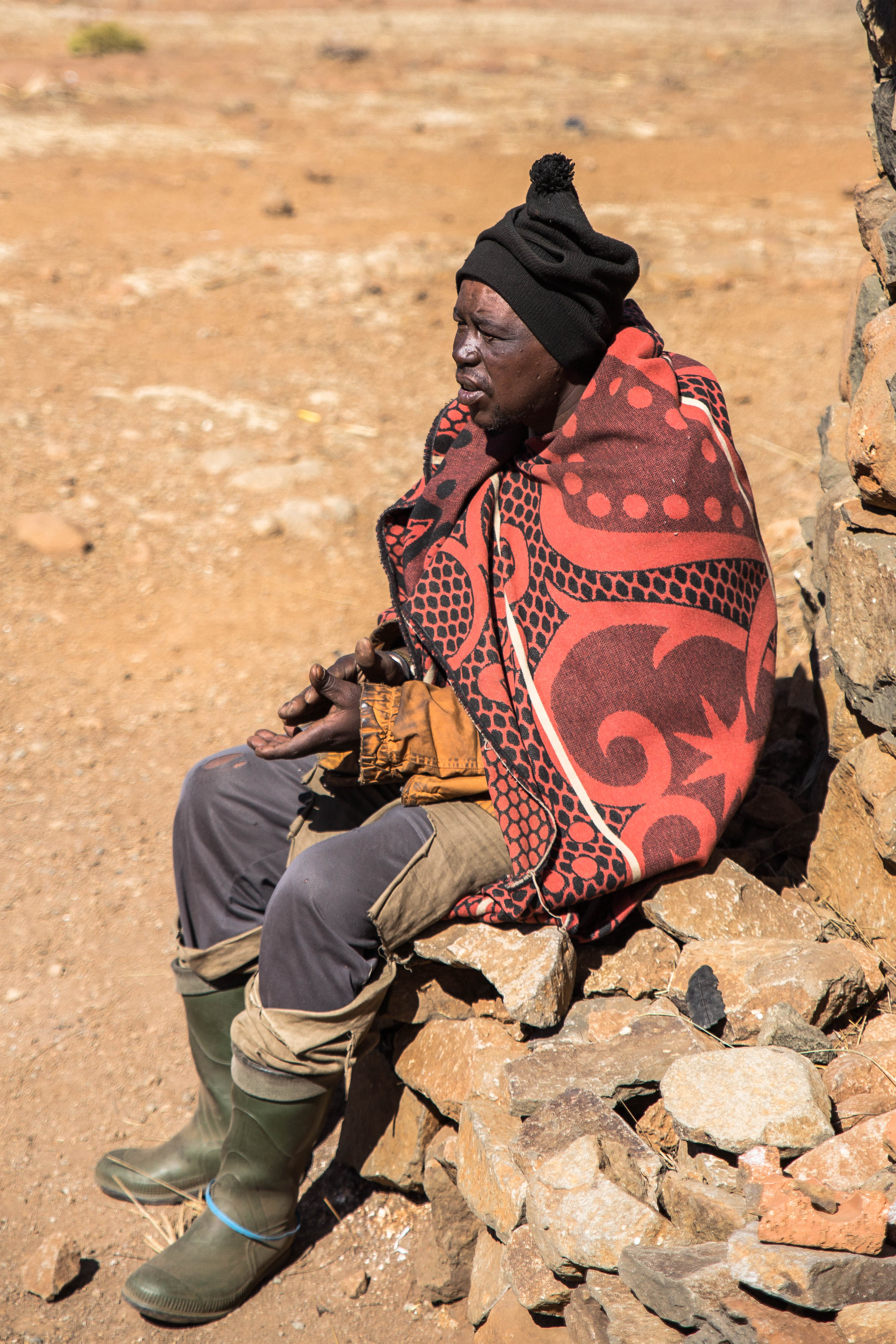 Ein Schafhirte in Lesotho