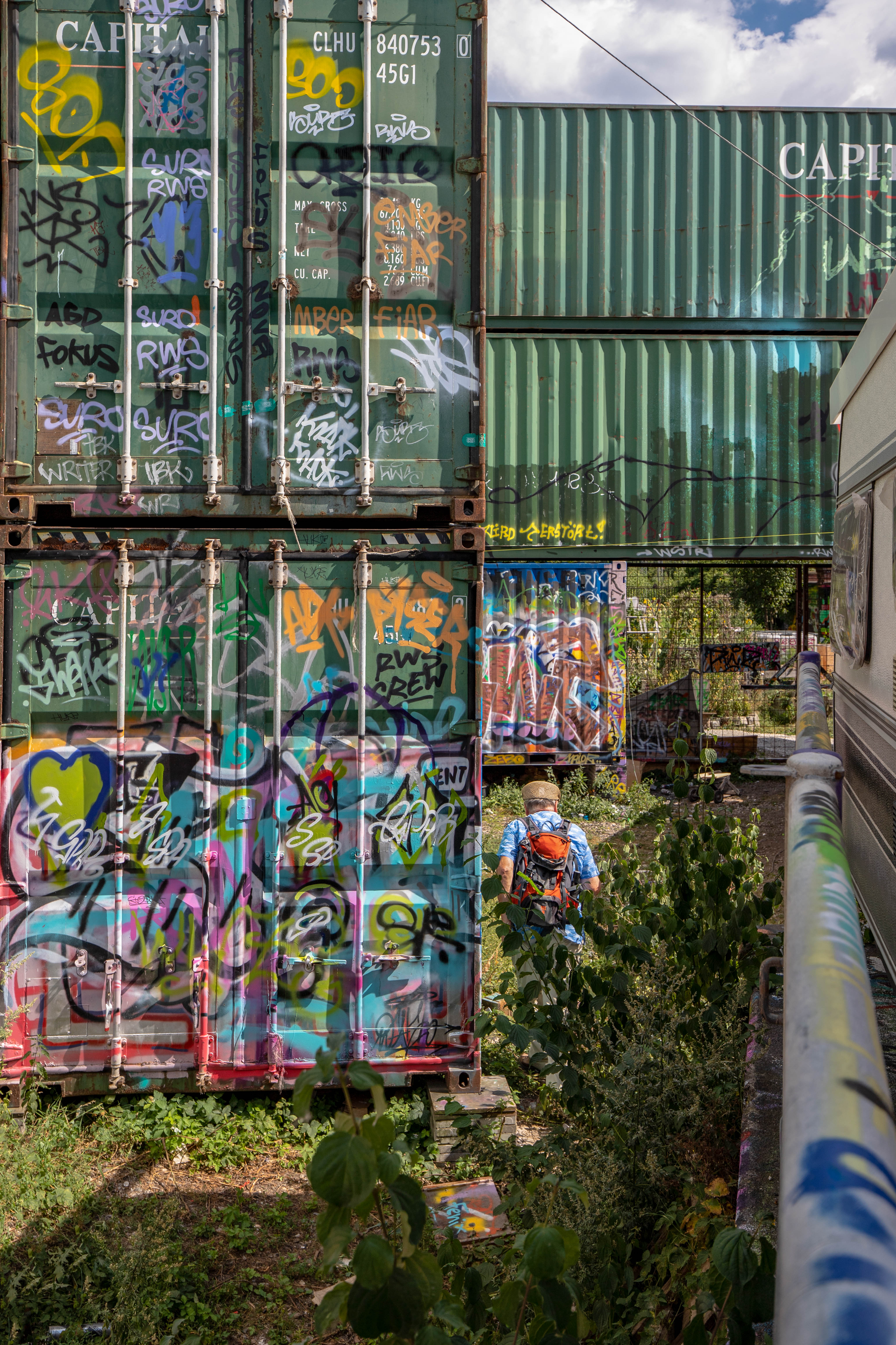 Container