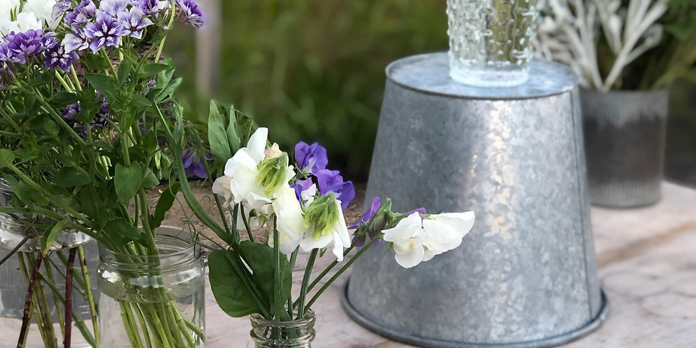 Lush Garden Centerpiece : Zoom Class