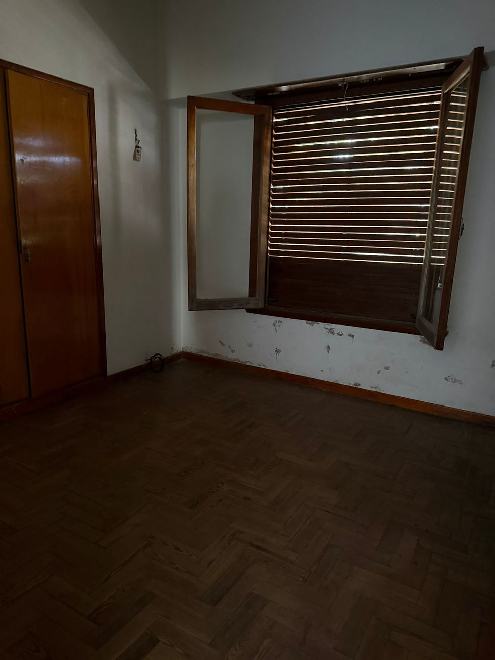 Miniatura: Casa sobre calle 24 entre 25 y 27