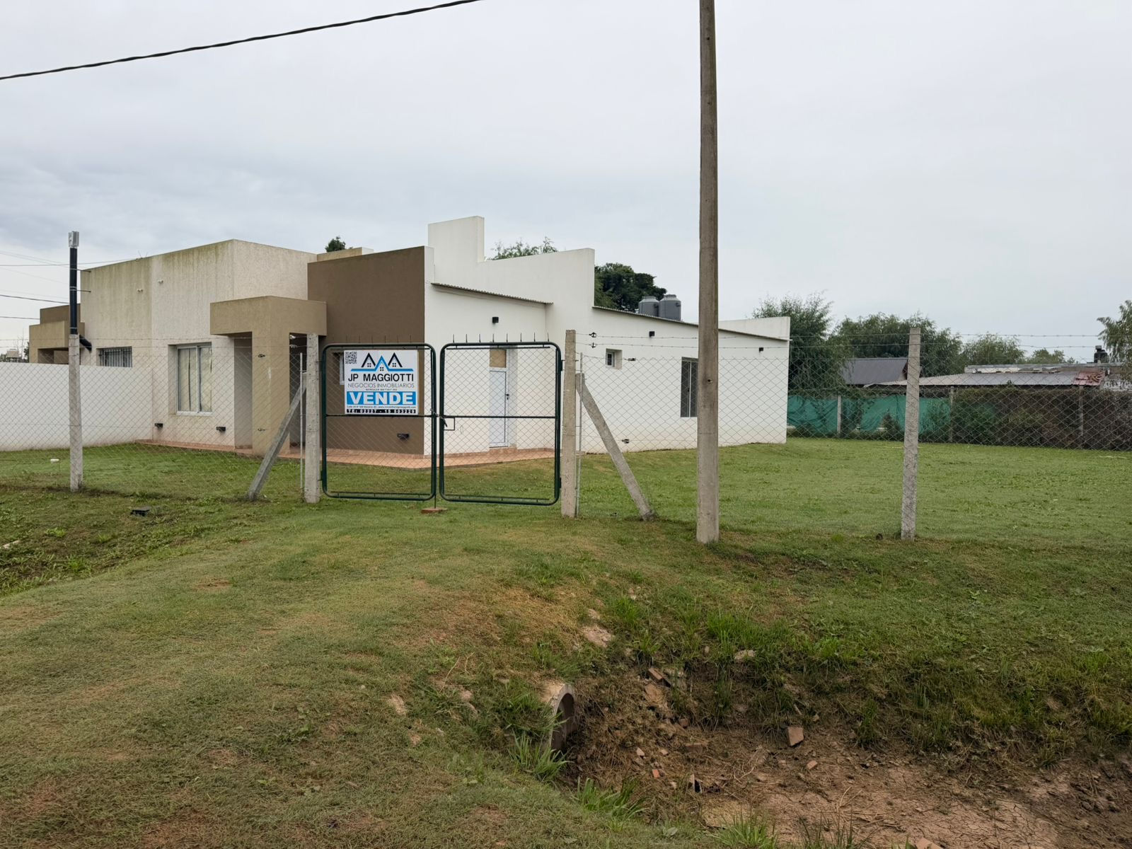 Casa en circunvalación entre 129 y 131