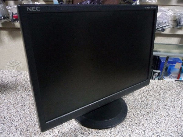 Miniatura: Monitor NEC 19"