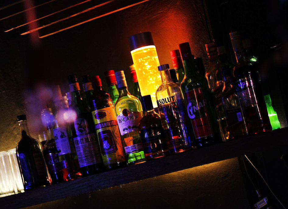 bar-2685155_1280.jpg