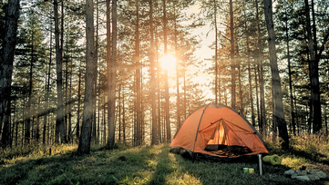 Spring Camping Guide: How to Enjoy Nature Responsibly