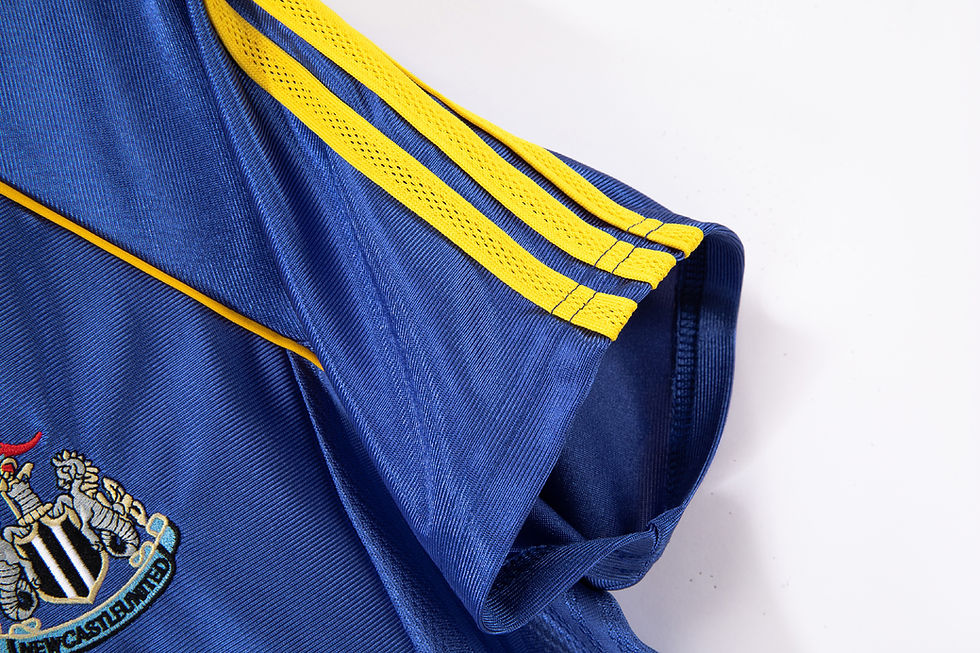 Thumbnail: Newcastle United 1998-99 Away Shirt