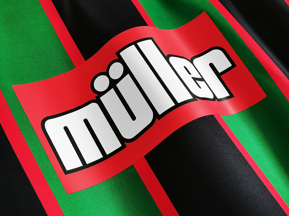 Thumbnail: Aston Villa 1993-95 Away Shirt