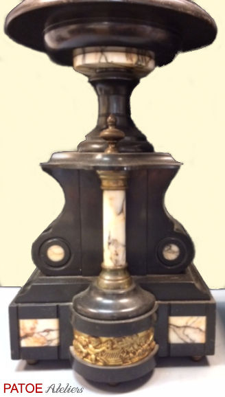 Thumbnail: Pendulum clock with 2 decorative vases, France, ca. 1930