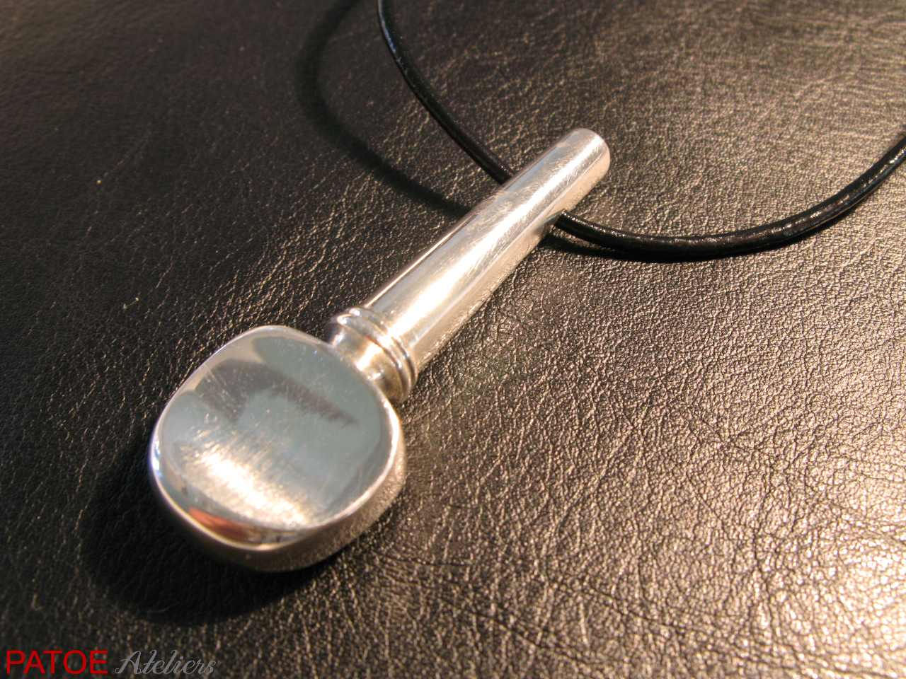 Hanger, model: Stemsleutel