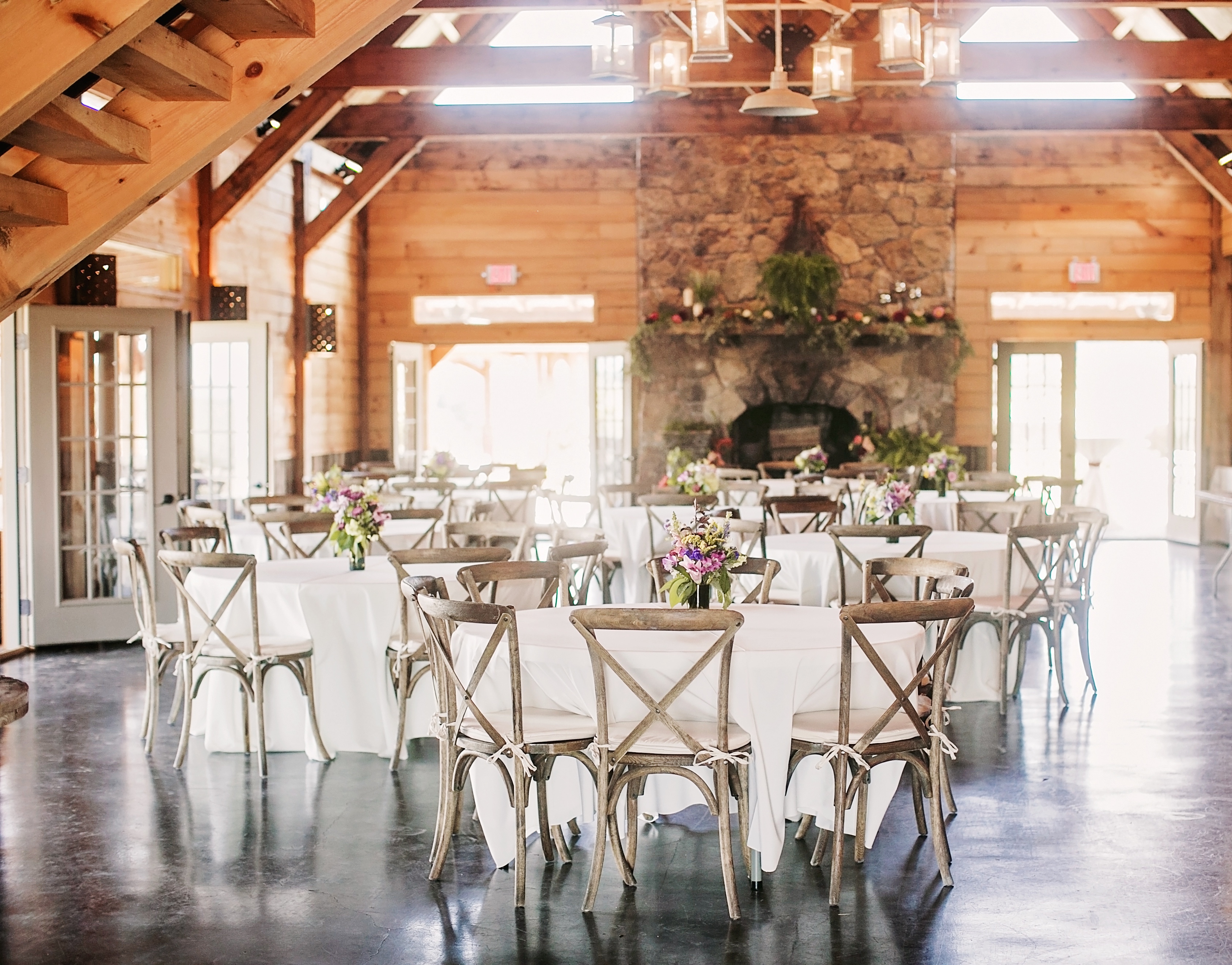 Barn On Routh Ridge Weddings | barns-at-chip-ridge
