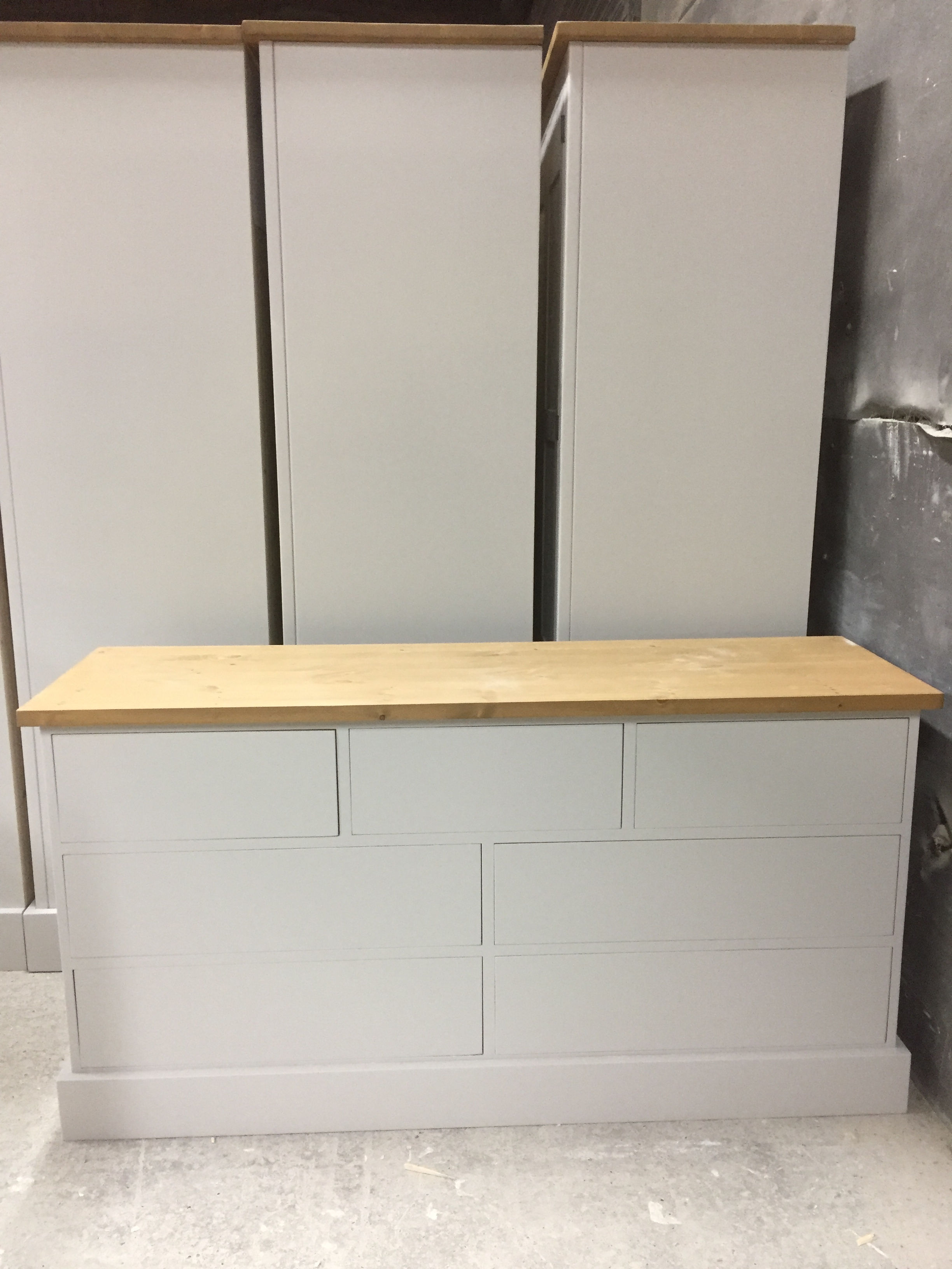 New Oxford 3 over 4 Chest