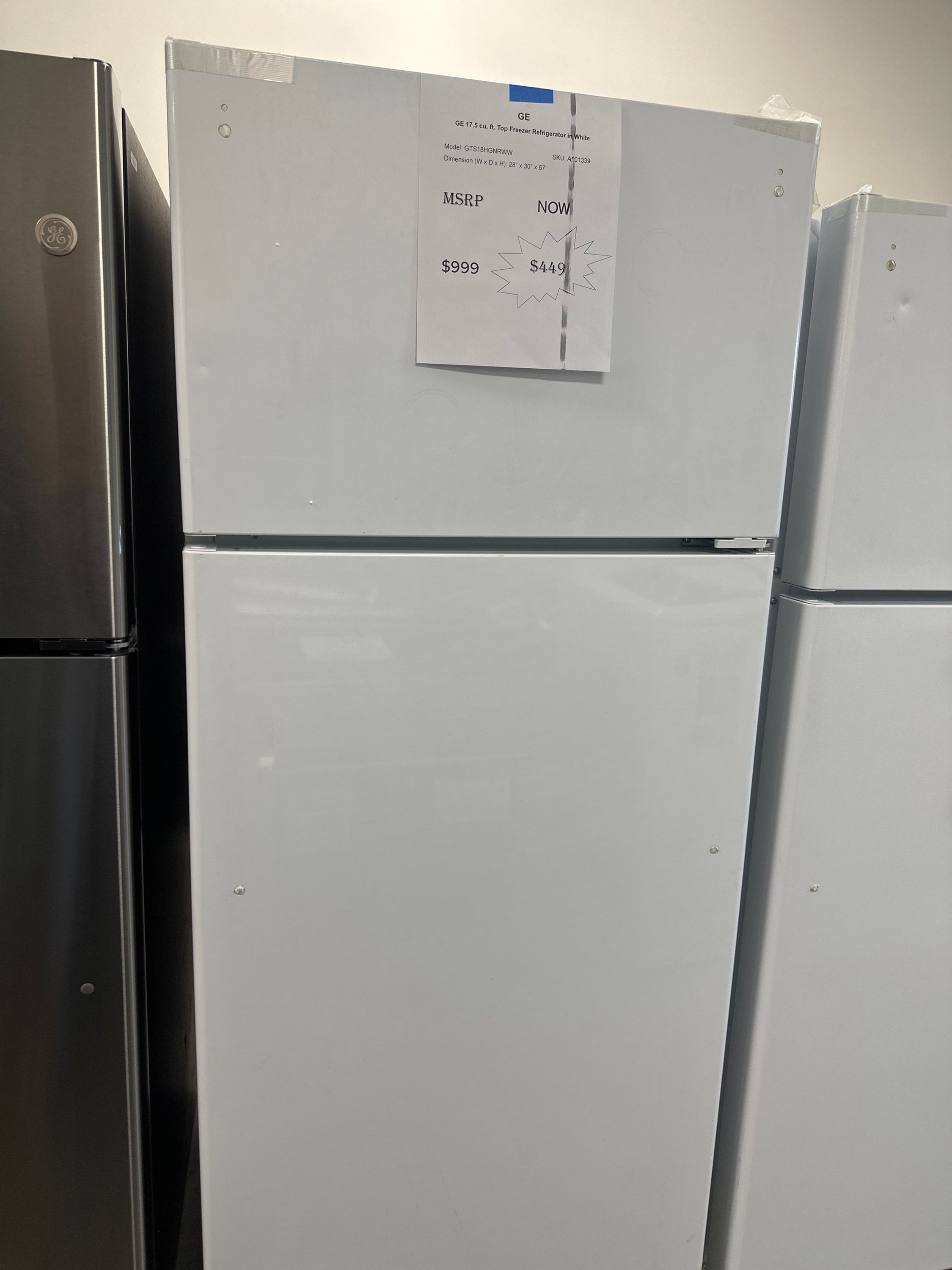 GE 17.5 cu. ft. Top Freezer Refrigerator in White