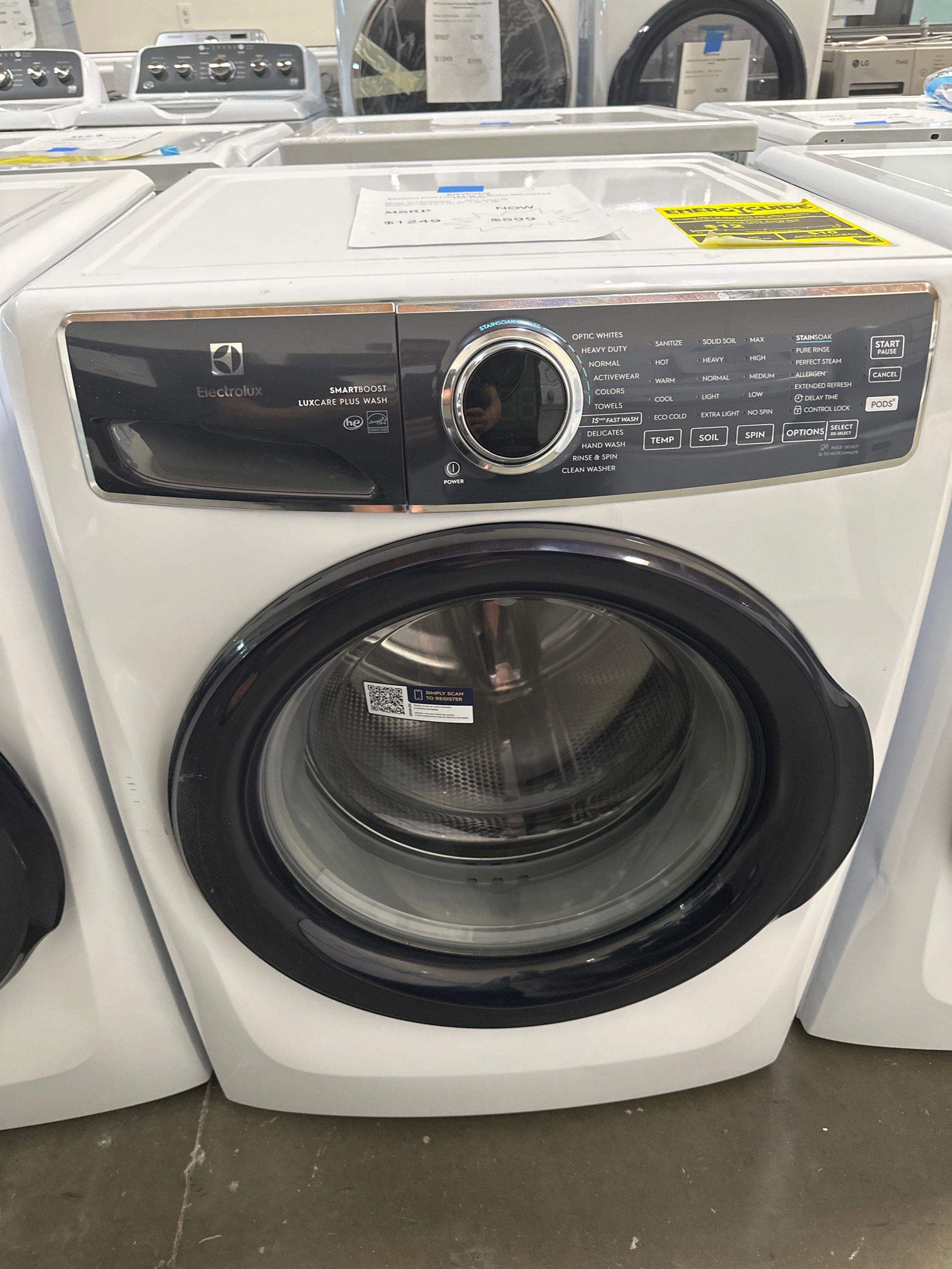 Electrolux Front Load 4.5 cu. ft. Washer with LuxCare Plus Wash