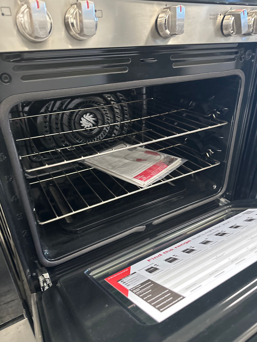 Thumbnail: Frigidaire Gallery 30 in. 5 Burner Freestanding Gas Range in Stainless Steel
