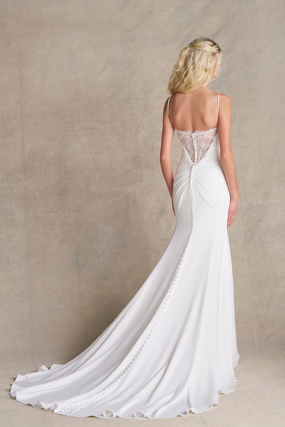 Thumbnail: Allure Romance R3973