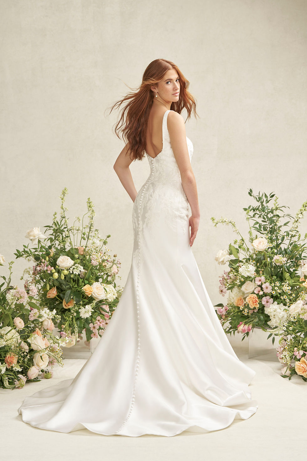 Thumbnail: Allure Romance R3908