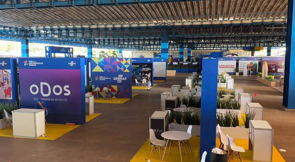 Pavilhão da Feira do Empreendedor pronto para receber visitantes e participantes da 12ª Feira do Empreendedor