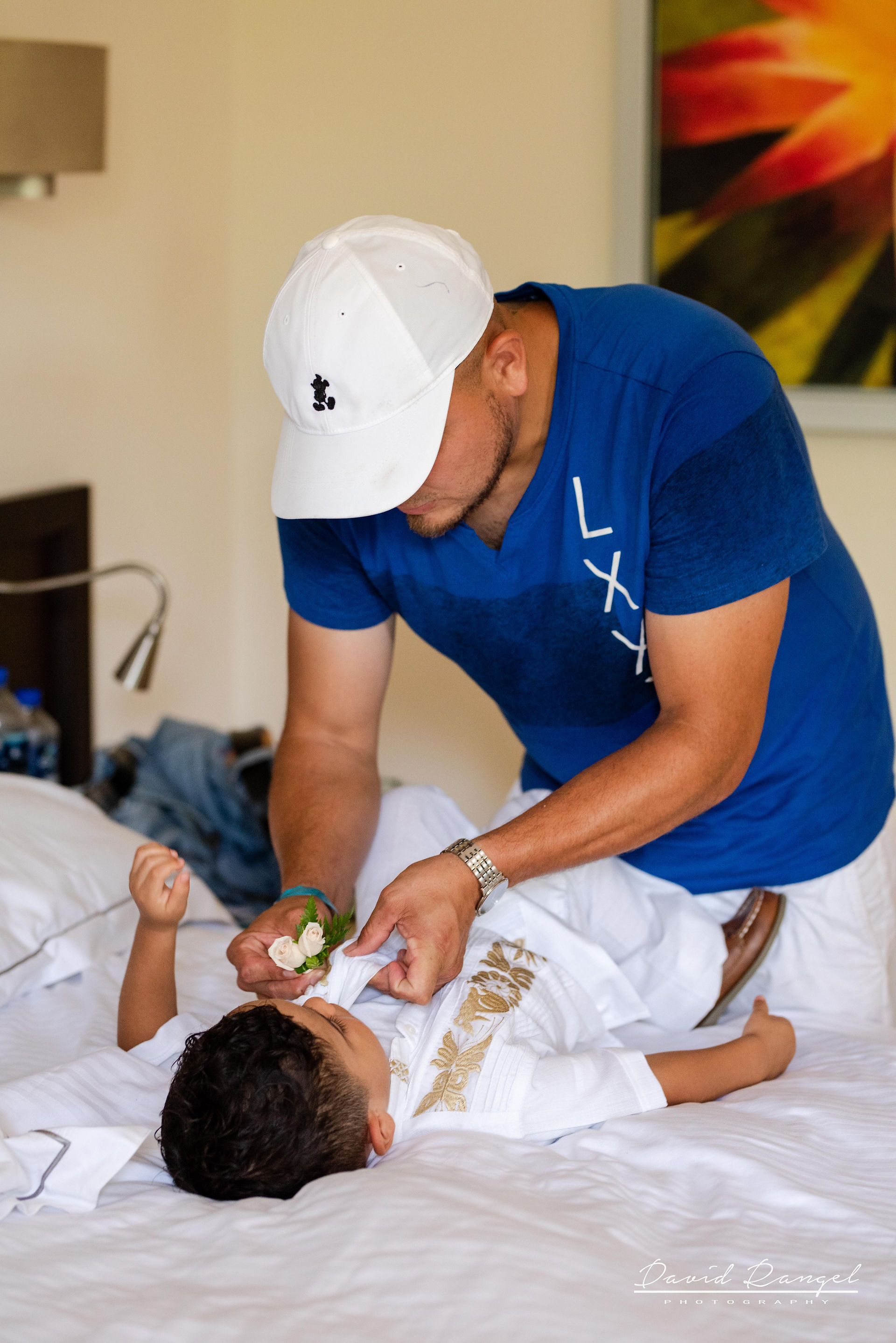 getting+ready+groom+room+photo+riviera+maya+son