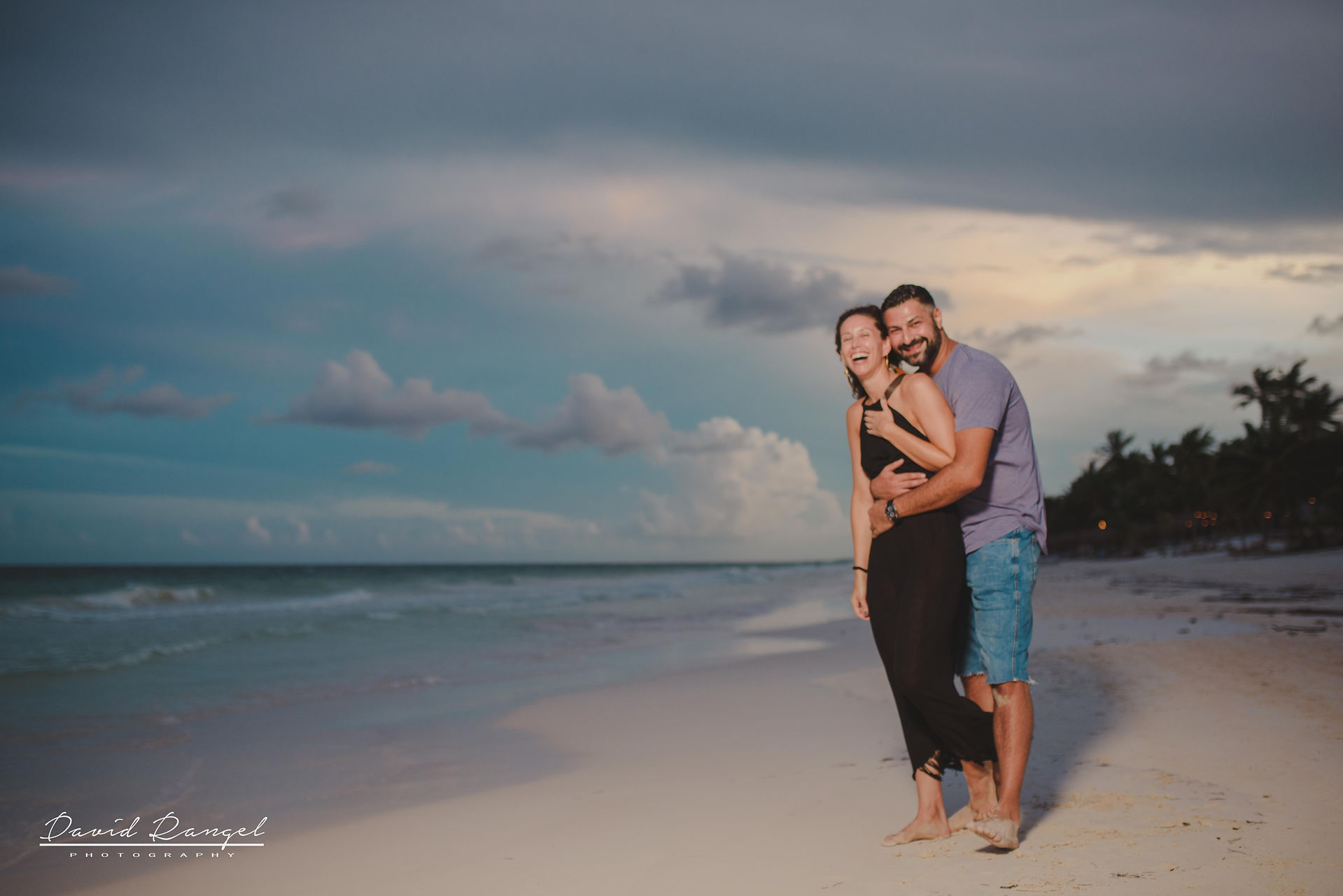 beach +tunnel+tulum+hotel+casa+malca+casamalca+couple+love+unio+proposal+marriage+engagement+happines+nikon+photo+photographer+tulum+pre-wedding+celebration+sigma+sigmaart+couple+sunset+photoshoot+session